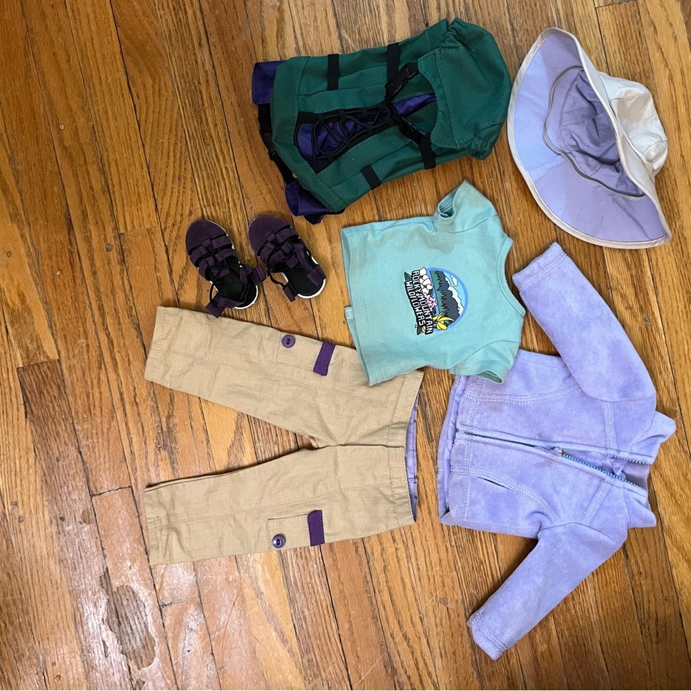 Maplelea RETIRED KT235 Hiking set for 18” dolls like American girl
